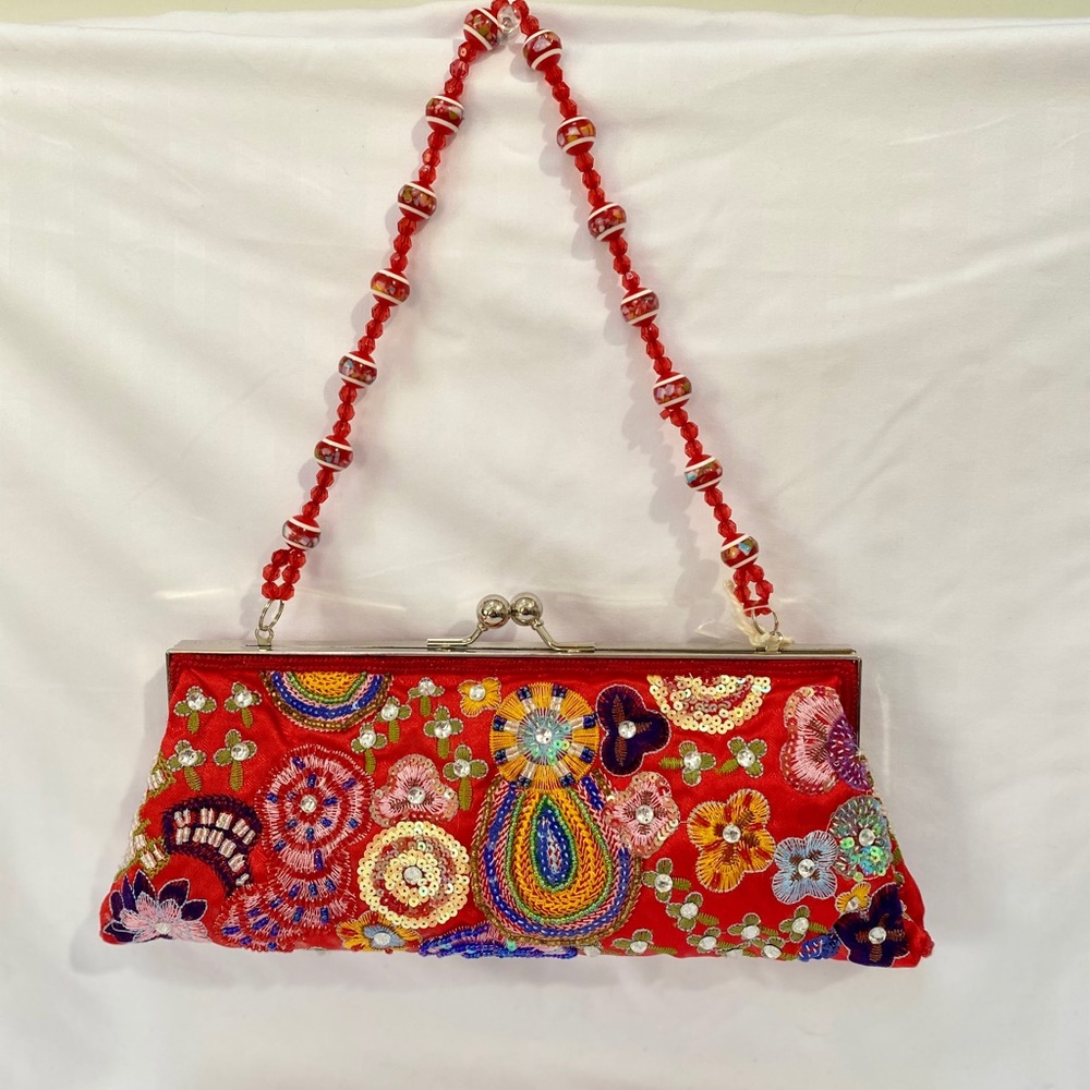 Max Mayer Colorful Beaded Clutch C/B Red Lion Inn